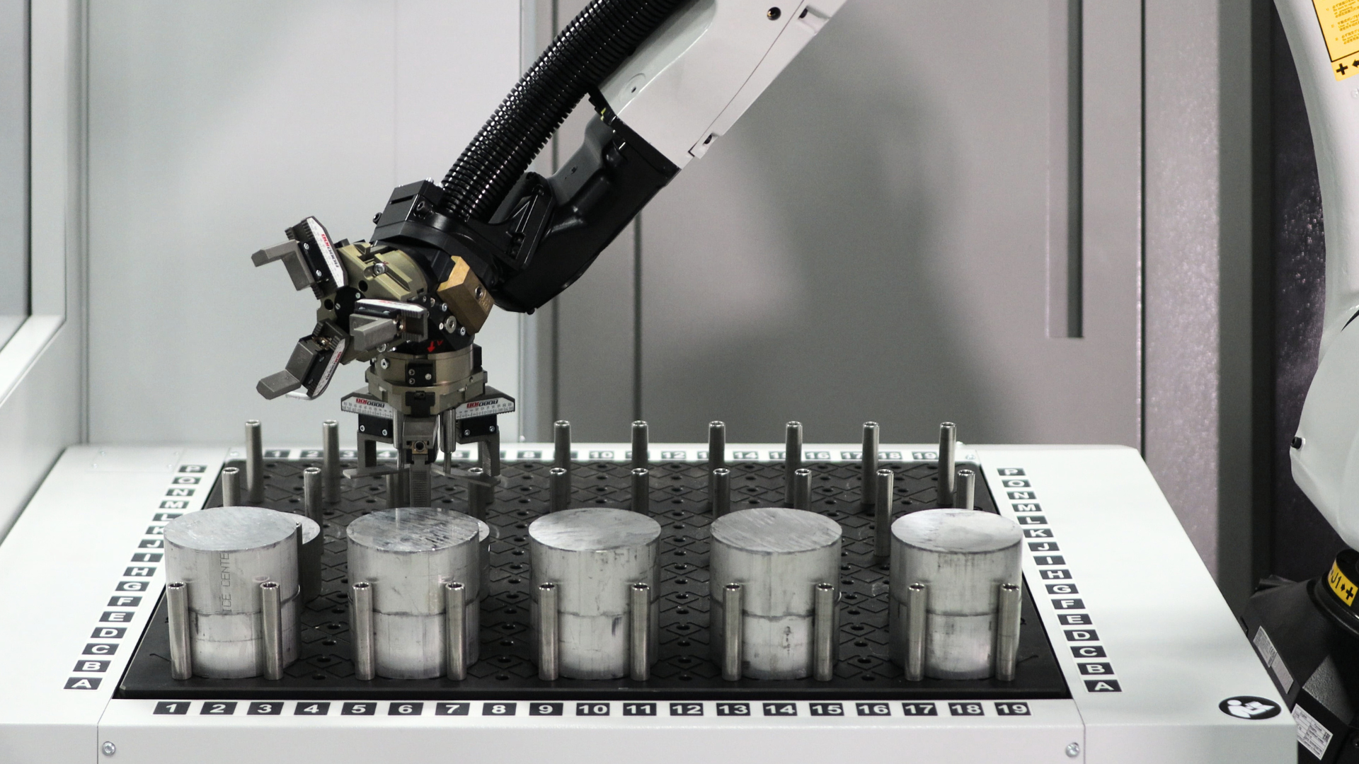 Morris Monthly April 2025 - Robojob Automation Highlight (2)